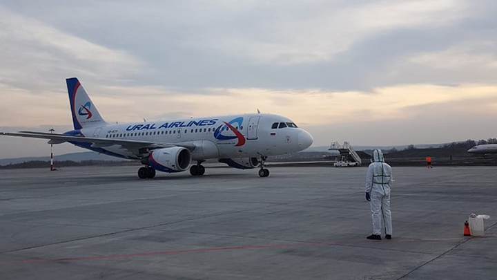 В Екатеринбург из Индии прибыл самолёт с эвакуированными туристами