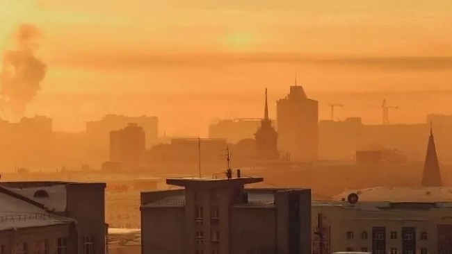 Смог и густой туман: в Екатеринбурге продлено экстренное предупреждение до 18 декабря