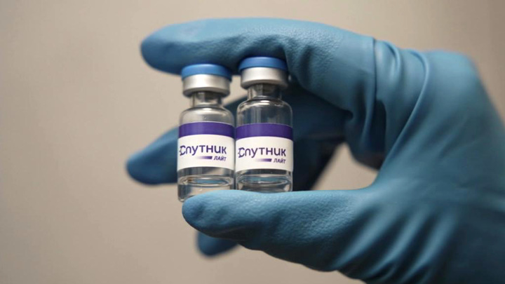 В Свердловскую область поступило 13 000 доз вакцины «Спутник Лайт»   