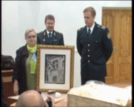 Уральские таможенники подарили картину Марка Шагала