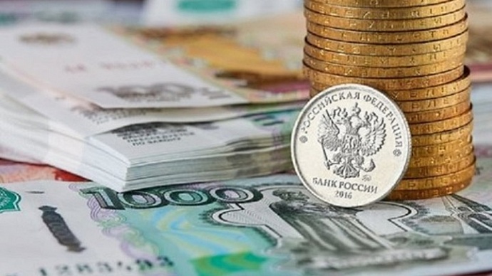 47 976 рублей – средняя зарплата по Свердловской области