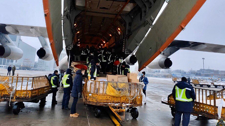 В Екатеринбург доставят более 100 тонн гуманитарного груза