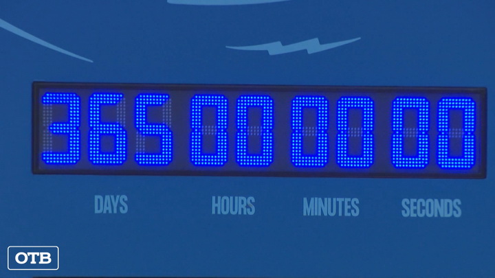 В Екатеринбурге запустили часы обратного отсчета времени до чемпионата мира по волейболу