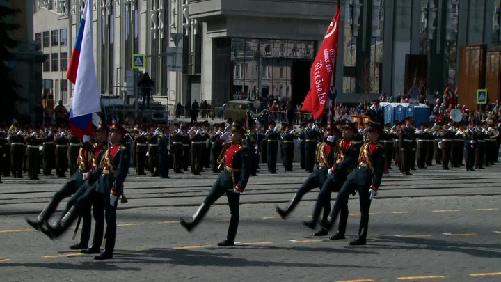 Итоги недели: авиационные парады на Урале в День Победы