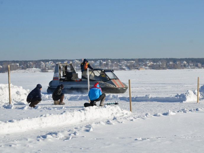23 рыбака спасены с отколовшейся льдины на Белоярском водохранилище