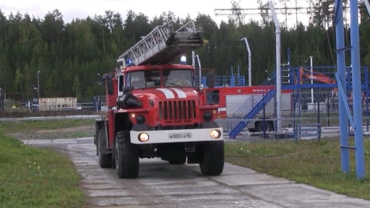 В Новоуральске спасатели ликвидировали разлив нефтепродуктов