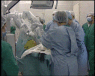Робот-хирург «Да Винчи» выполнил свою первую операцию