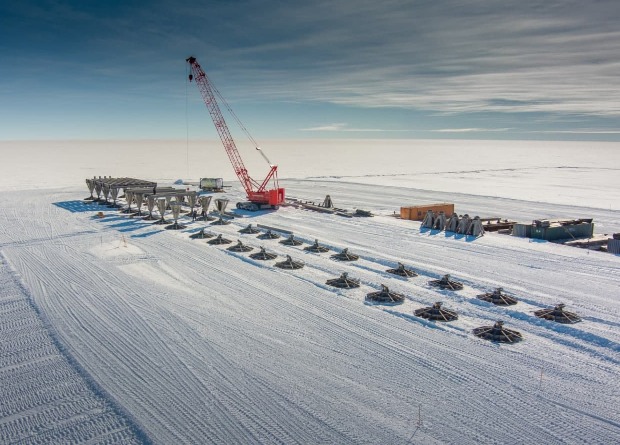 Зимовочный комплекс в Антарктиде открыли при помощи техники из Челябинска