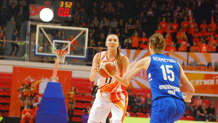 Баскетболистки УГМК обыграли «Енисей» с двукратным перевесом в счёте