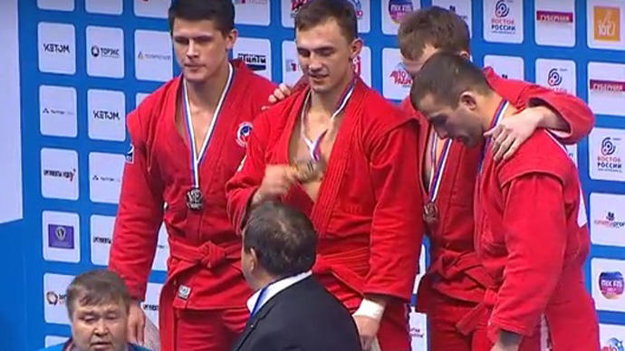 Свердловские самбисты завоевали шесть медалей чемпионата России