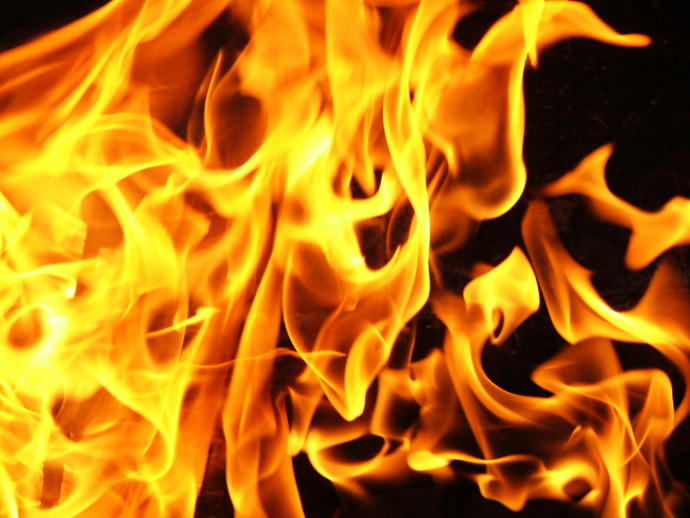 Трое взрослых и ребёнок погибли при пожаре в Новоуральске