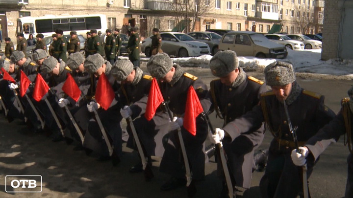 Росгвардейцы проведут парады у дома каждого уральского фронтовика