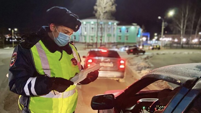 Свердловская ГИБДД напомнила водителям об опасности заморозков