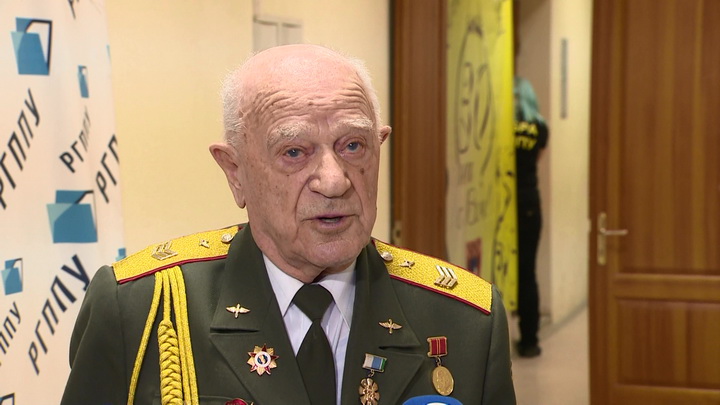 Ветераны Великой Отечественной рассказали студентам о военных годах