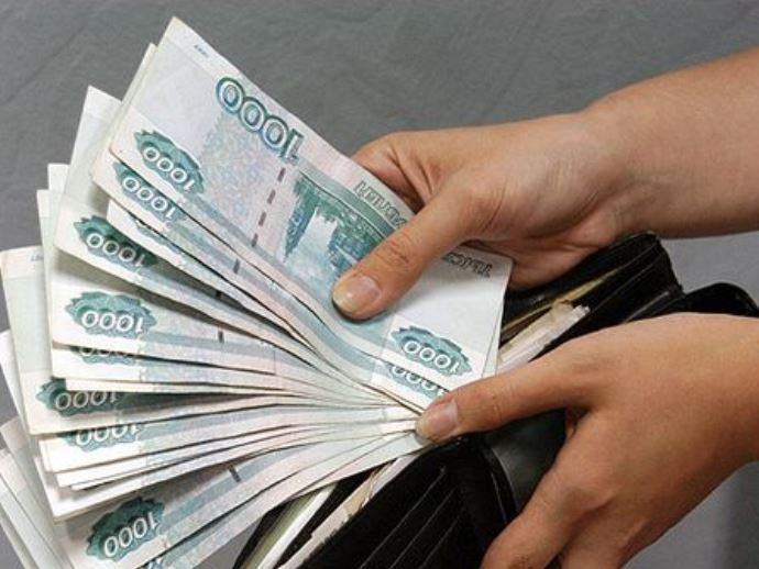 К 2019 году на Среднем Урале прогнозируют повышение зарплаты на 24,3 процента