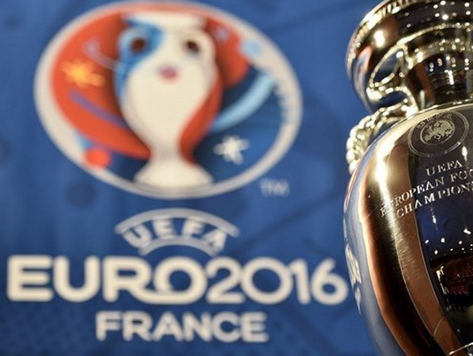 Сборная России по футболу условно дисквалифицирована до конца Евро-2016