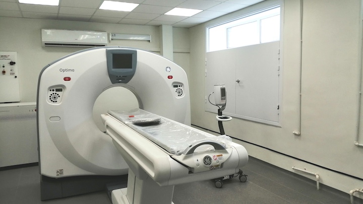 В больнице Каменска-Уральского установили новейший компьютерный томограф
