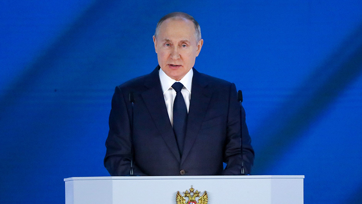 Президент России Владимир Путин обратился к Федеральному собранию
