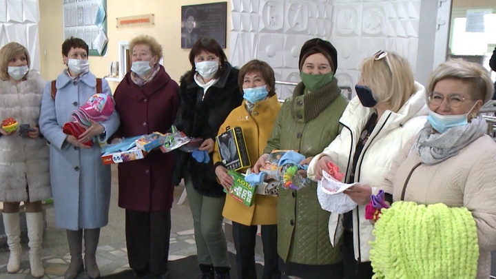 «Главные бабушки Екатеринбурга» поддержали тяжелобольных детей