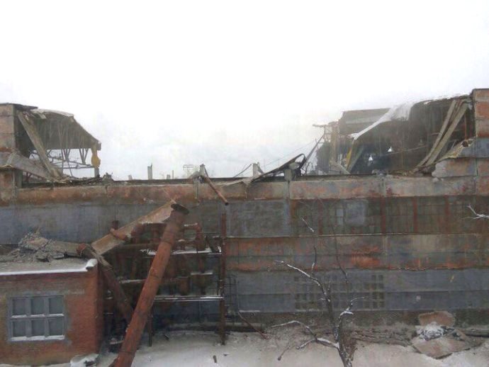 На заводе имени Калинина в Екатеринбурге произошло обрушение кровли