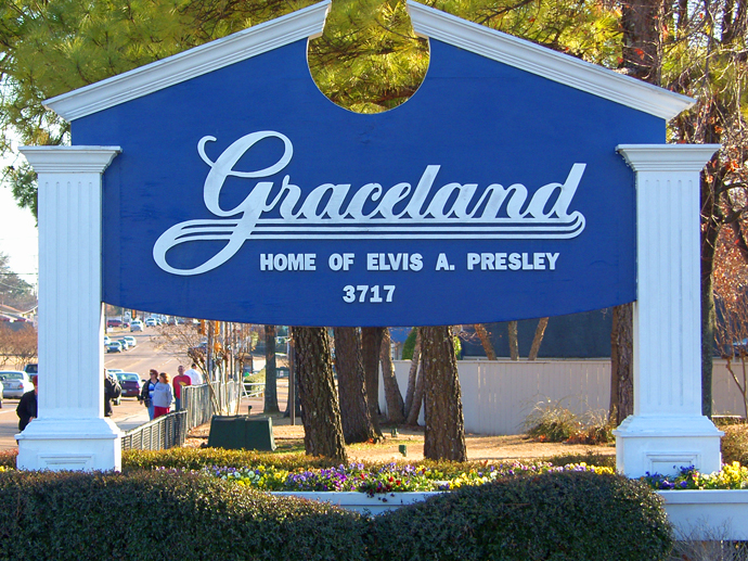 В поместье «Грейсленд» на аукцион выставили личные вещи Элвиса Пресли