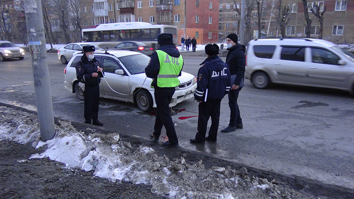 В Екатеринбурге девятилетняя девочка погибла в ДТП с «Ниссаном»