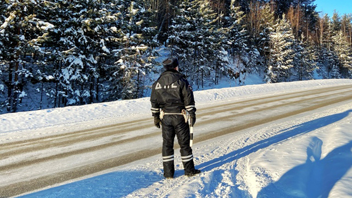 На дорогах Среднего Урала за 4 дня выявили 800 опасных обгонов