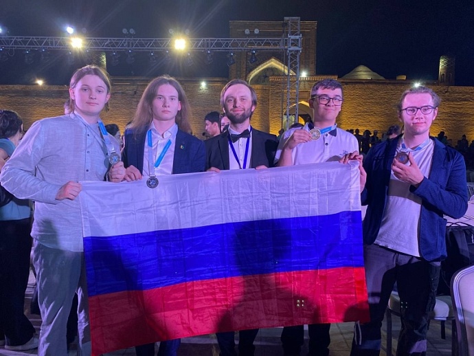 Российские школьники завоевали 4 медали на первой международной олимпиаде по химии 