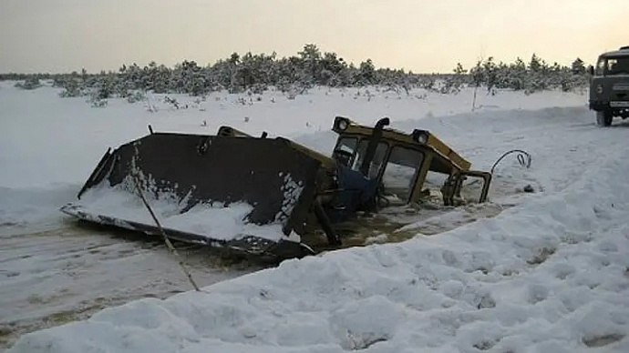 В Ирбите обнаружено тело мужчины, утонувшего зимой с трактором