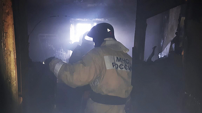 В Екатеринбурге семья из трёх человек пострадала при пожаре на Токарей