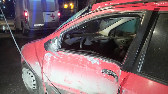 В Екатеринбурге водитель «Гетца» погиб, влетев в столб