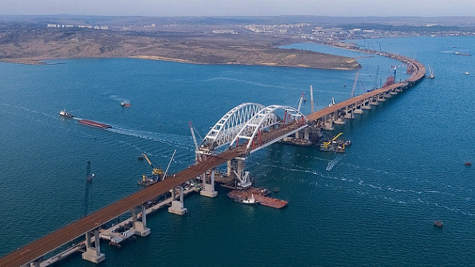 Минтранс рассказал, когда откроется Крымский мост