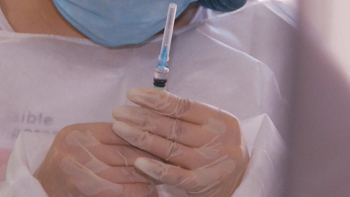 В России стартуют испытания новой вакцины от ковида «Бетувакс-Ков-2»