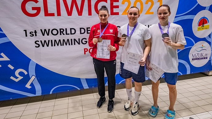 ЧМ по плаванию – 2021: жительница Екатеринбурга завоевала 9 золотых медалей