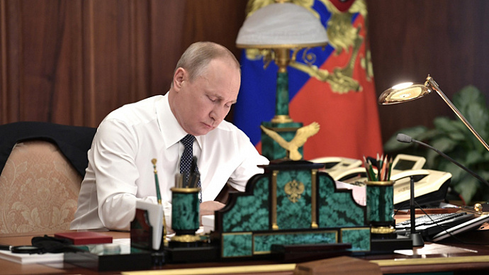 Владимир Путин подписал закон о поправке к Конституции РФ