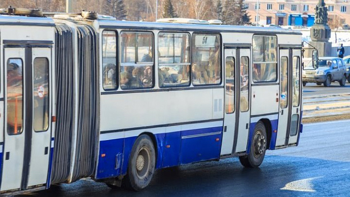 На Новый год в Екатеринбурге продлят рейсы автобусов: полный список маршрутов