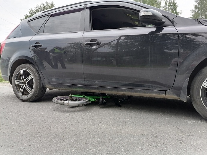 14-летний водитель машины сбил 6-летнего ребенка на велосипеде