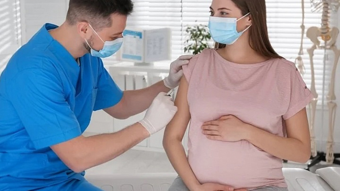 Можно ли беременной делать прививку от коронавируса