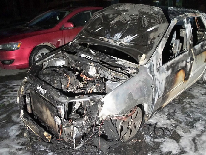 Екатеринбуржца будут судить за поджог более 40 автомобилей