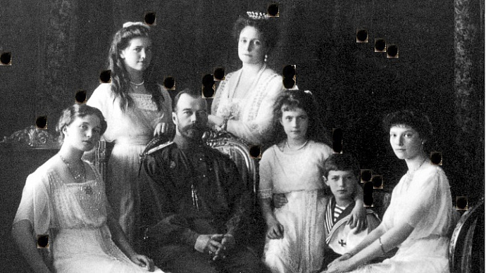 В Екатеринбурге 17 июля был расстрелян последний император России Николай II и члены его семьи