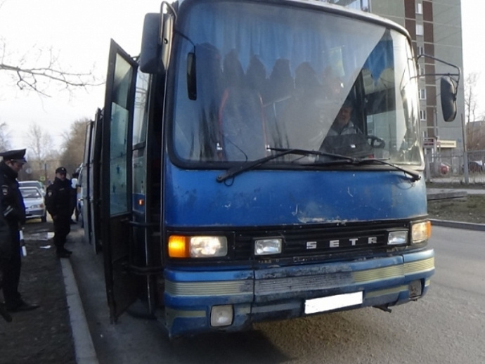 В Екатеринбурге задержан «опасный» автобус с мигрантами