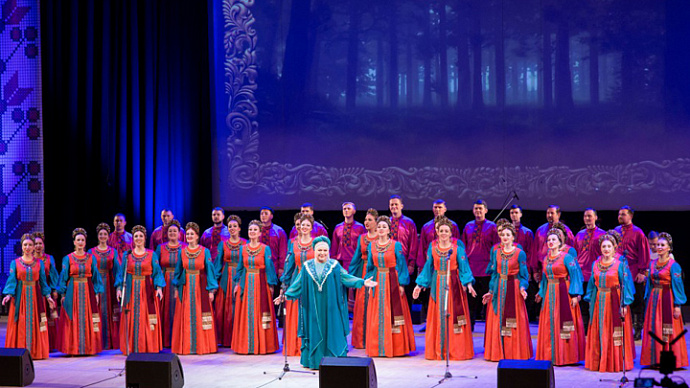 Уральский народный хор готовится к большим крымским гастролям