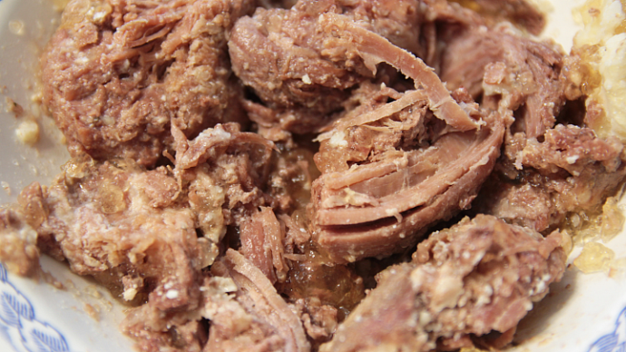 Россельхознадзор нашёл в консервах из оленины ДНК говядины и свинины