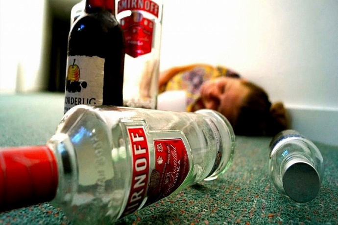 Алкоголь – добровольное саморазрушение: эксперт