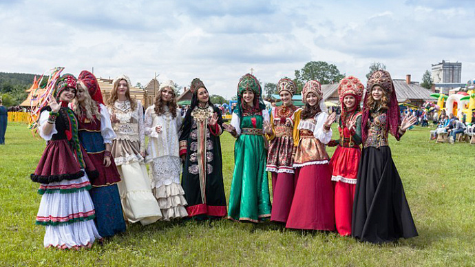 «Малахитовая шкатулка» и «Мраморная миля»: загородные фестивали на Среднем Урале
