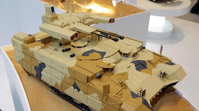 «Уралвагонзавод» представил новейший боевой танк и «Терминатора»