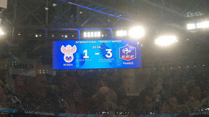 Гол Смолова не помог сборной России обыграть Францию