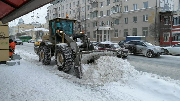 Аврал: коммунальщики Екатеринбурга за ночь вывезли 9000 тонн снега