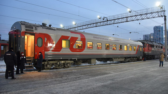 «Императорский вагон» начал курсировать между Екатеринбургом и Алапаевском