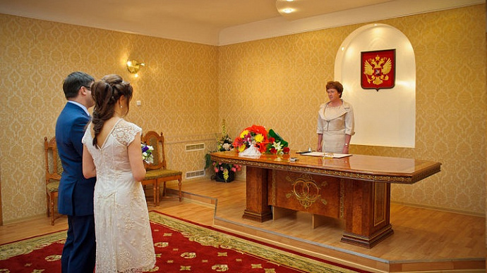 В России разрешат планировать дату свадьбы на любой день